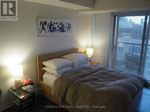 1913 - 400 Adelaide Street E, Toronto, ON - Indoor Photo Showing Bedroom