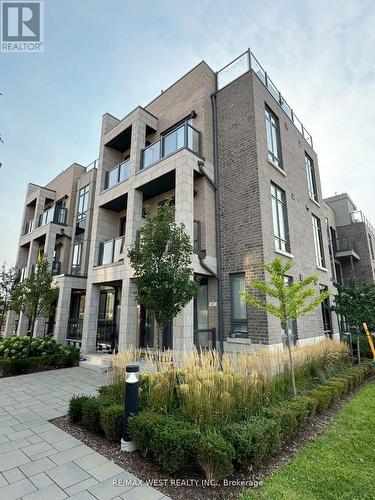 67 - 721 Lawrence Ave W, Toronto, ON - Outdoor With Balcony With Facade