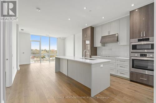 403 - 42 Mill Street, Halton Hills, ON - Indoor Photo Showing Kitchen With Upgraded Kitchen