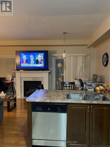 16 - 541 Winston Road, Grimsby, ON - Indoor Photo Showing Kitchen With Double Sink