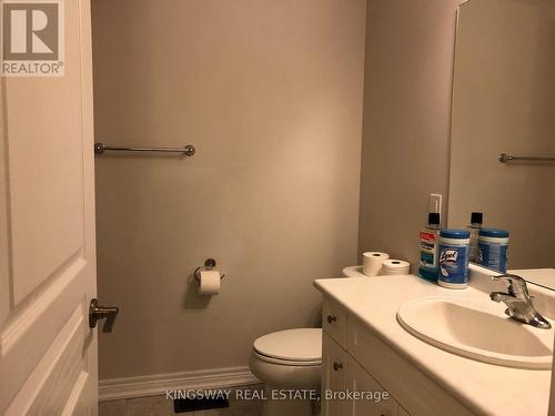 16 - 541 Winston Road, Grimsby, ON - Indoor Photo Showing Bathroom