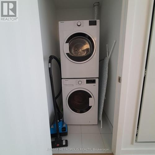 804 - 1195 The Queensway, Toronto, ON - Indoor Photo Showing Laundry Room