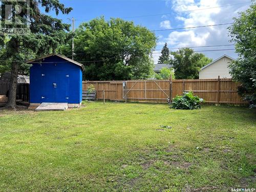 504 3Rd Street W, Meadow Lake, SK - Outdoor With Backyard