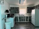 504 3Rd Street W, Meadow Lake, SK  - Indoor Photo Showing Kitchen With Double Sink 