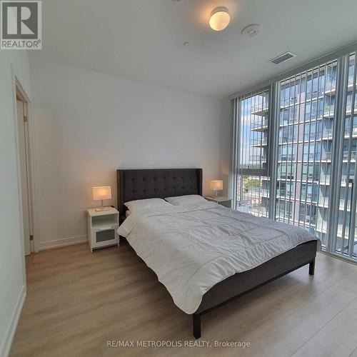 807 - 1195 The Queensway, Toronto, ON - Indoor Photo Showing Bedroom