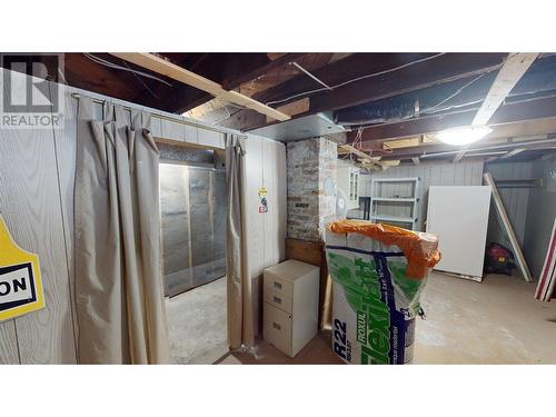 328 2Nd Avenue S, Cranbrook, BC - Indoor Photo Showing Basement