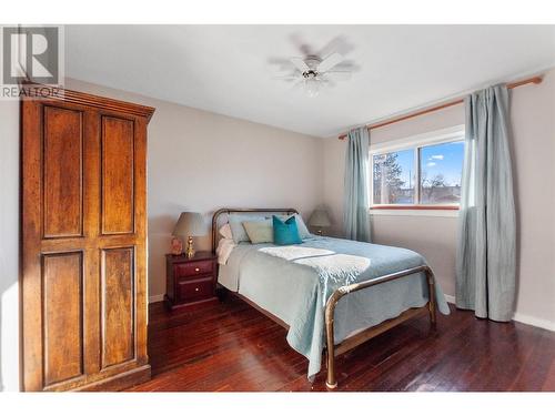 74 Preston Avenue, Penticton, BC - Indoor Photo Showing Bedroom