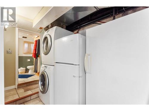 74 Preston Avenue, Penticton, BC - Indoor Photo Showing Laundry Room