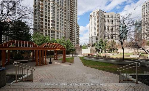 504 - 325 Webb Drive, Mississauga, ON - Outdoor With Facade