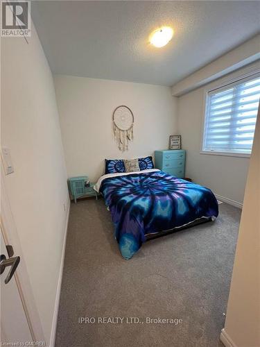 10 Simona Avenue, Wasaga Beach, ON - Indoor Photo Showing Bedroom