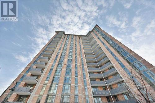 605 - 5250 Lakeshore Road, Burlington, ON - Outdoor With Balcony With Facade