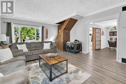 64 Moore Street, Wheatley, ON - Indoor Photo Showing Living Room