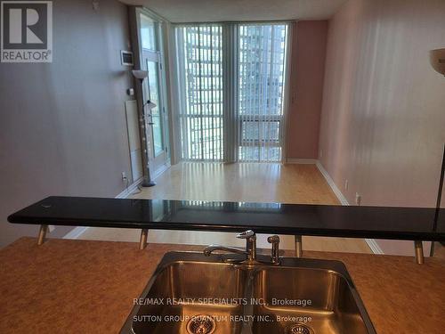 2401 - 3939 Duke Of York Boulevard W, Mississauga, ON - Indoor Photo Showing Other Room