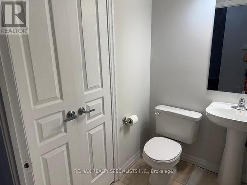 2401 - 3939 Duke Of York Boulevard W, Mississauga, ON - Indoor Photo Showing Bathroom