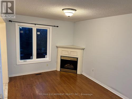 23 - 1575 South Parade Court, Mississauga, ON - Indoor With Fireplace