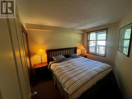 2050 Summit Drive Unit# 306, Panorama, BC - Indoor Photo Showing Bedroom