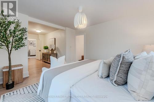 147 Fisher Mills Road, Cambridge, ON - Indoor Photo Showing Bedroom