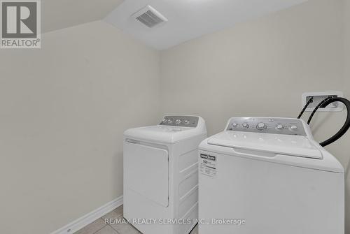 12 - 35 Heron Park Place, Toronto, ON - Indoor Photo Showing Laundry Room