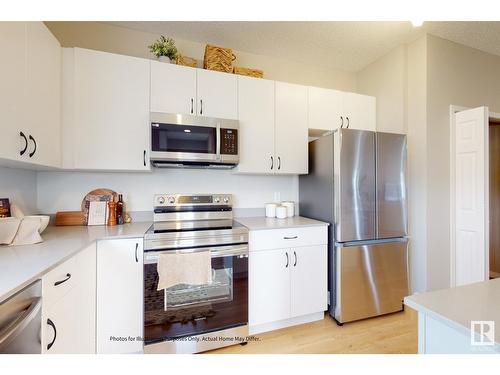 648 174 Av Ne, Edmonton, AB - Indoor Photo Showing Kitchen