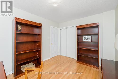 67 Berton Boulevard, Halton Hills, ON - Indoor Photo Showing Other Room