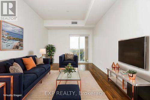 308 - 17 Spooner Crescent, Collingwood, ON - Indoor Photo Showing Living Room