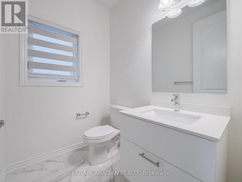 476 Bergamot Avenue, Milton, ON - Indoor Photo Showing Bathroom