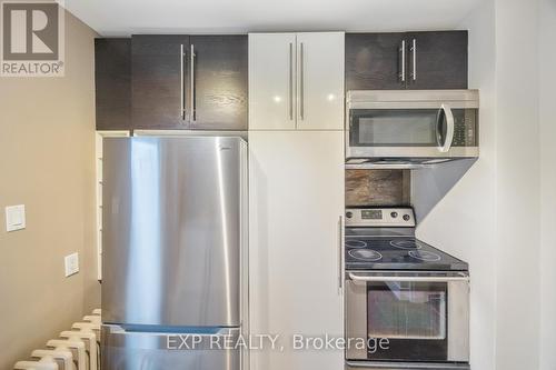 66 Burlington Street, Toronto, ON - Indoor Photo Showing Kitchen