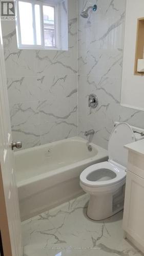 757 Ossington Avenue, Toronto, ON - Indoor Photo Showing Bathroom