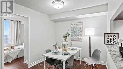 1801 - 285 Enfield Place, Mississauga, ON - Indoor Photo Showing Dining Room