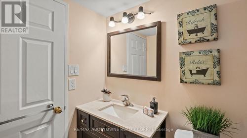 1801 - 285 Enfield Place, Mississauga, ON - Indoor Photo Showing Bathroom