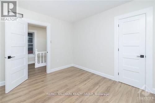 11 Kent Street, Smiths Falls, ON - Indoor Photo Showing Other Room