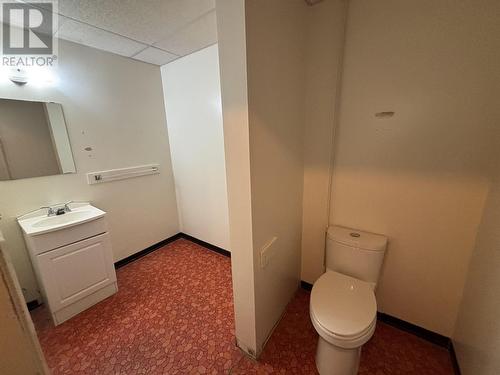 2343 Norwood Street, Prince George, BC - Indoor Photo Showing Bathroom