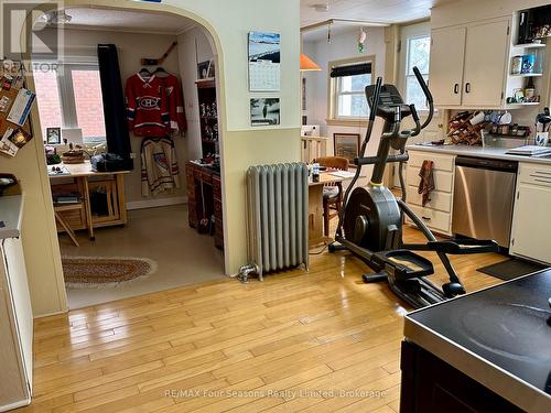 210 Saunders Street, Clearview (Stayner), ON - Indoor Photo Showing Gym Room