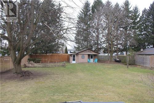 24575 Saxton Road, Strathroy-Caradoc (Se), ON - Outdoor With Backyard