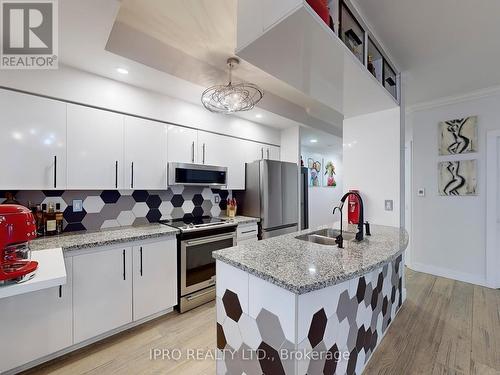 Sph2701 - 228 Queens Quay W, Toronto, ON - Indoor Photo Showing Kitchen With Double Sink With Upgraded Kitchen