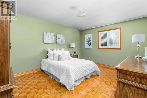 7 Tigerlily Court, Toronto, ON - Indoor Photo Showing Bedroom