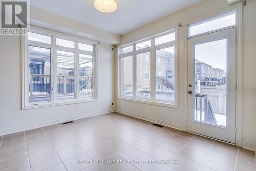 29 Treetops Boulevard, New Tecumseth, ON - Indoor Photo Showing Other Room