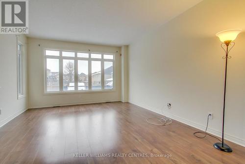 29 Treetops Boulevard, New Tecumseth, ON - Indoor Photo Showing Other Room