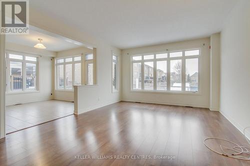 29 Treetops Boulevard, New Tecumseth, ON - Indoor Photo Showing Other Room