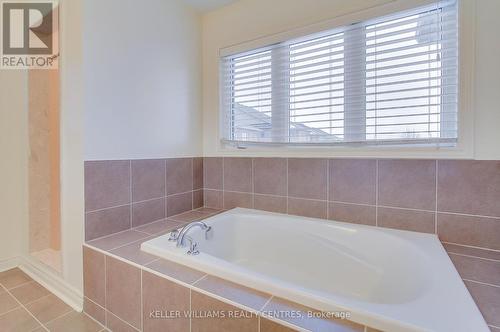 29 Treetops Boulevard, New Tecumseth, ON - Indoor Photo Showing Bathroom