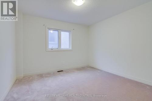 29 Treetops Boulevard, New Tecumseth, ON - Indoor Photo Showing Other Room