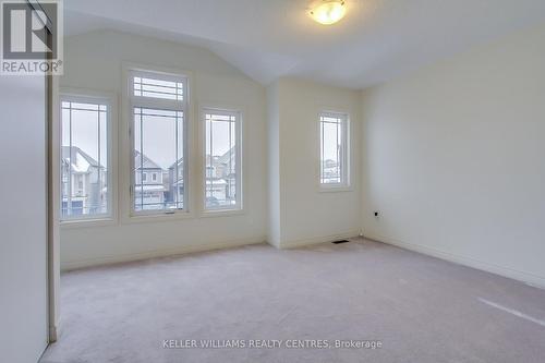 29 Treetops Boulevard, New Tecumseth, ON - Indoor Photo Showing Other Room