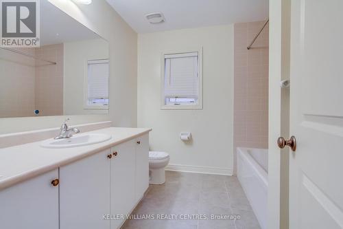 29 Treetops Boulevard, New Tecumseth, ON - Indoor Photo Showing Bathroom