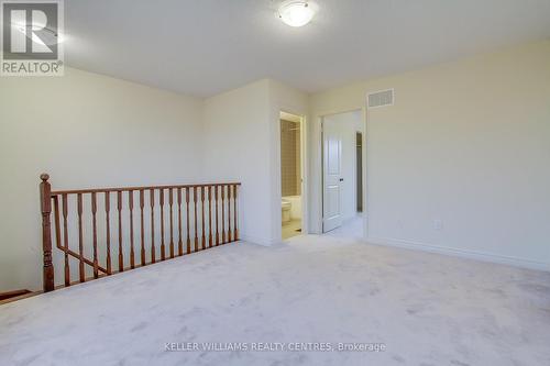 29 Treetops Boulevard, New Tecumseth, ON - Indoor Photo Showing Other Room