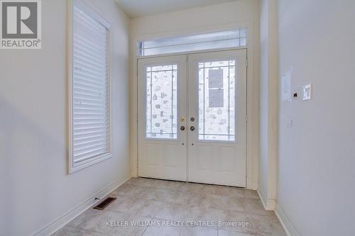 29 Treetops Boulevard, New Tecumseth, ON - Indoor Photo Showing Other Room