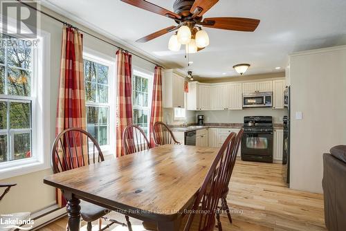 110-9 - 1052 Rat Bay Road, Lake Of Bays (Franklin), ON - Indoor Photo Showing Dining Room