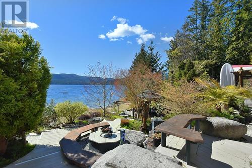 7545 Islets Place, Sechelt, BC 