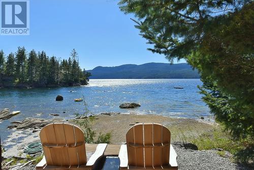 7545 Islets Place, Sechelt, BC 