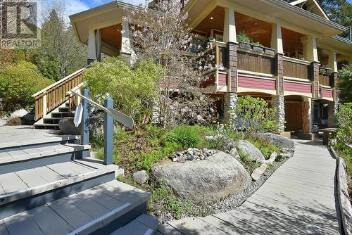 7545 Islets Place, Sechelt, BC 