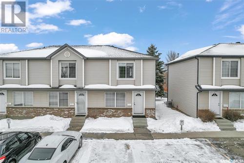 154 663 Beckett Crescent, Saskatoon, SK - Outdoor With Facade